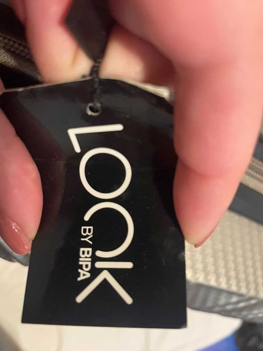 valiza cosmetice de calatorie