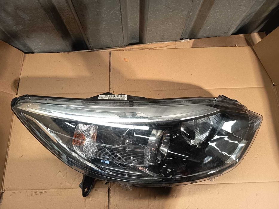 far partea dreapta renault captur