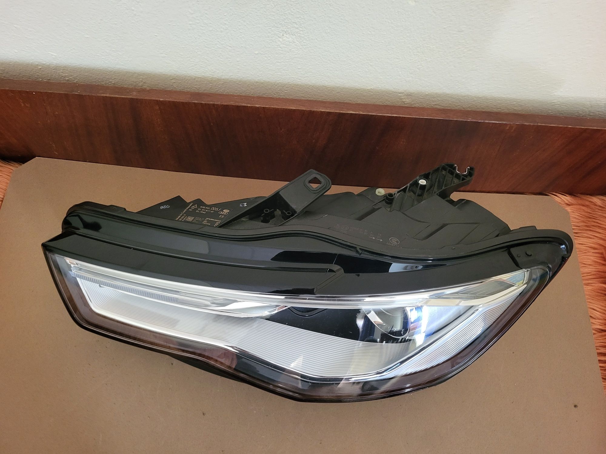 Ляв фар Audi A6 C7 Xenon Facelift lqv far Ауди А6 Ц7 ксенон фейслифт