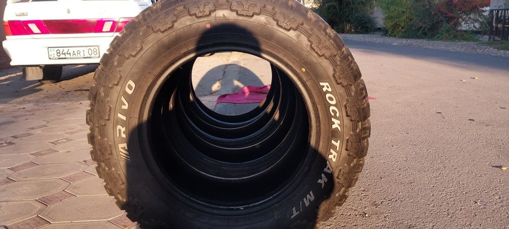 Продам резину R17