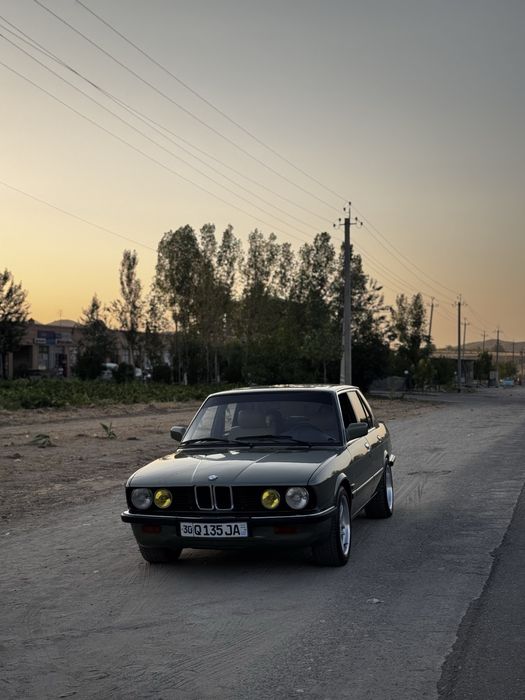 в продаже BMW E28