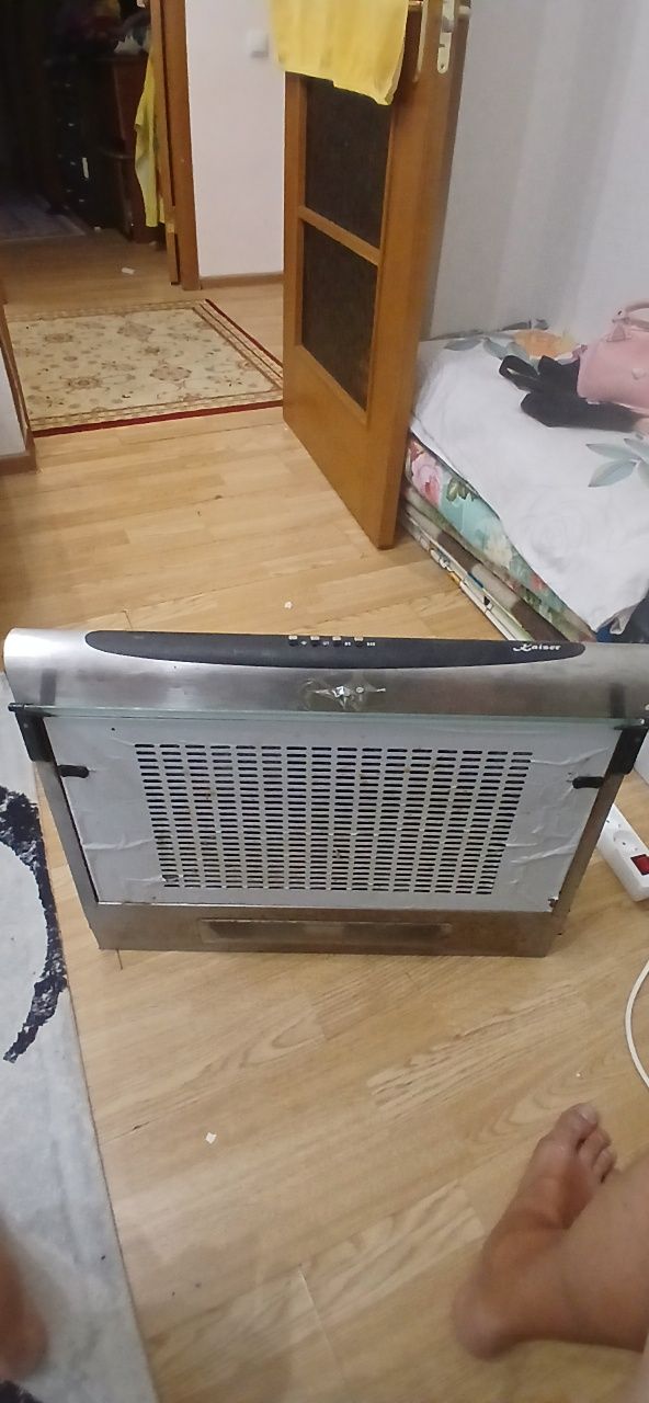 Вытяжка Кайзер б/у