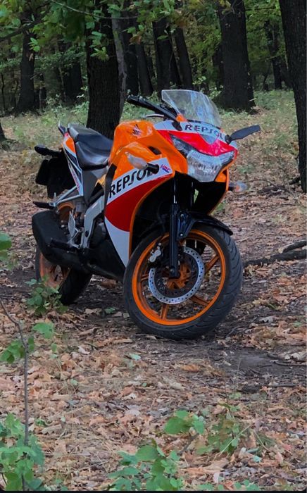 Motocicleta CBR 125 R 2015 A1