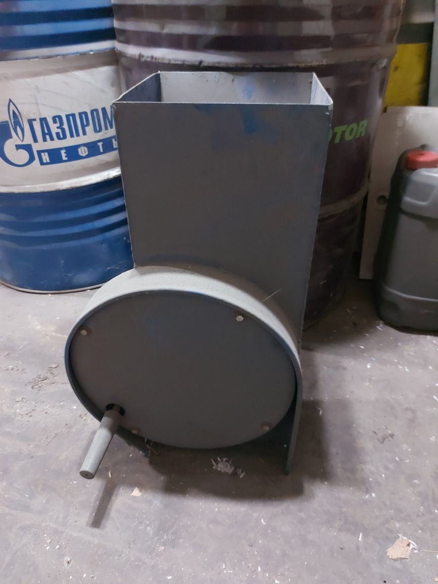 Продам ручную овощерезку