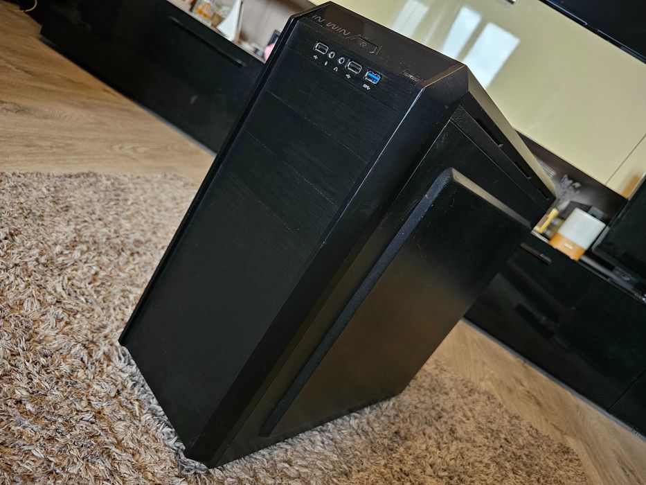 Carcasa calculator IN WIN Sursa 600W