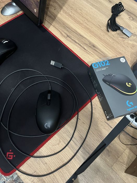 Logitech G102.