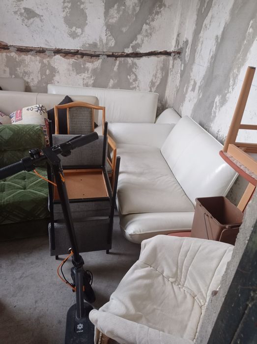 Mobilă second hand