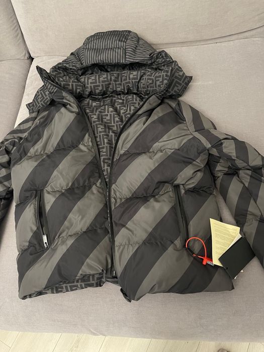 geaca fendi noua.