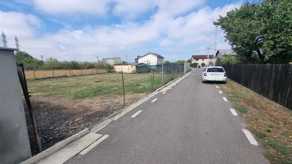 Teren Intravilan Boldesti Scaeni utilitati la hotar
