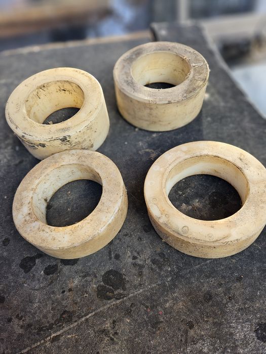 Set de 4 bucse deasupra arcurilor pt inalțare suspensie 5 cm suzuki vi