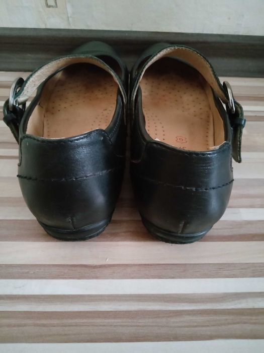 Дамски обувки от естествена кожа