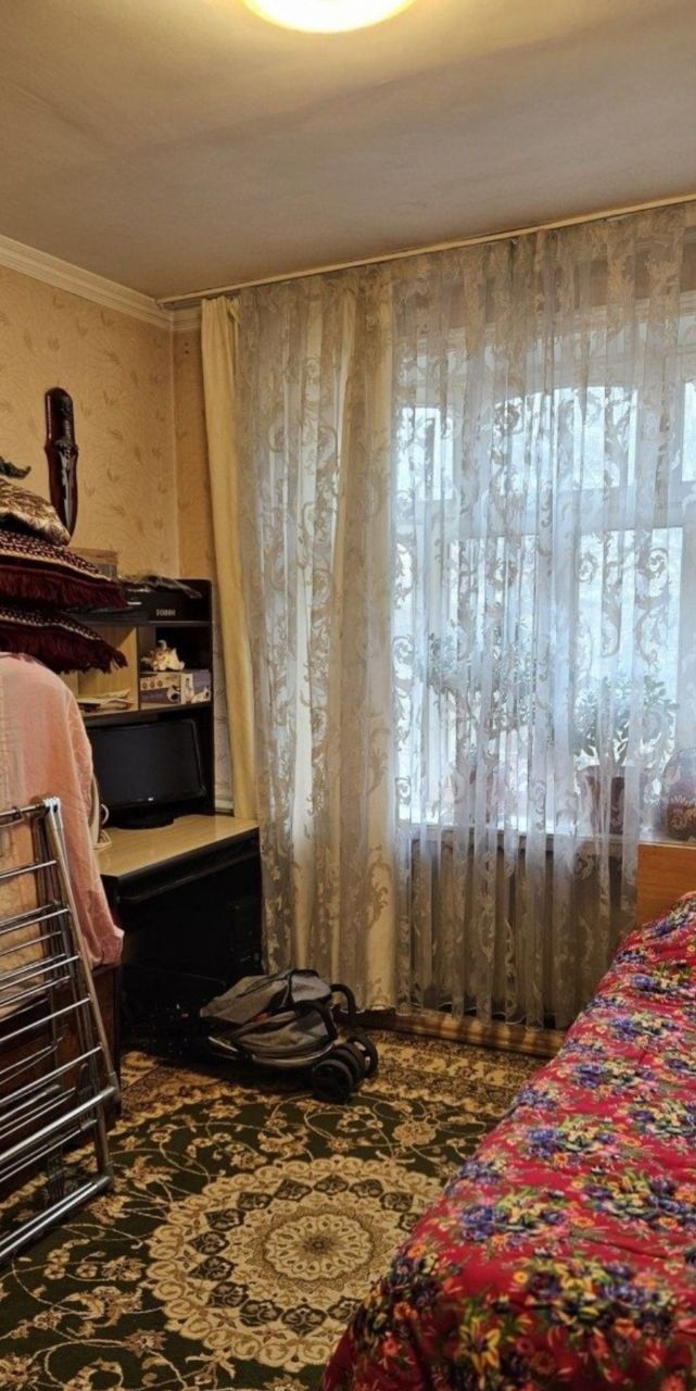4/4/4 kvartira sotiladi, Feruza massiv. Mirzo-Ulug'bek tuman