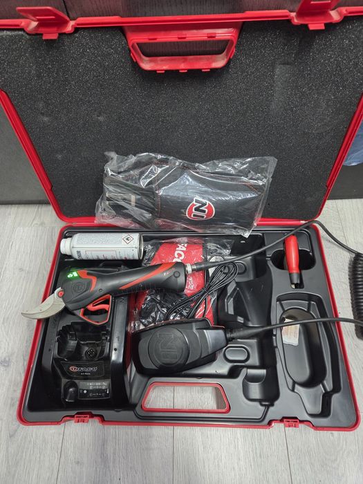 Infaco 3015 * Foarfeca