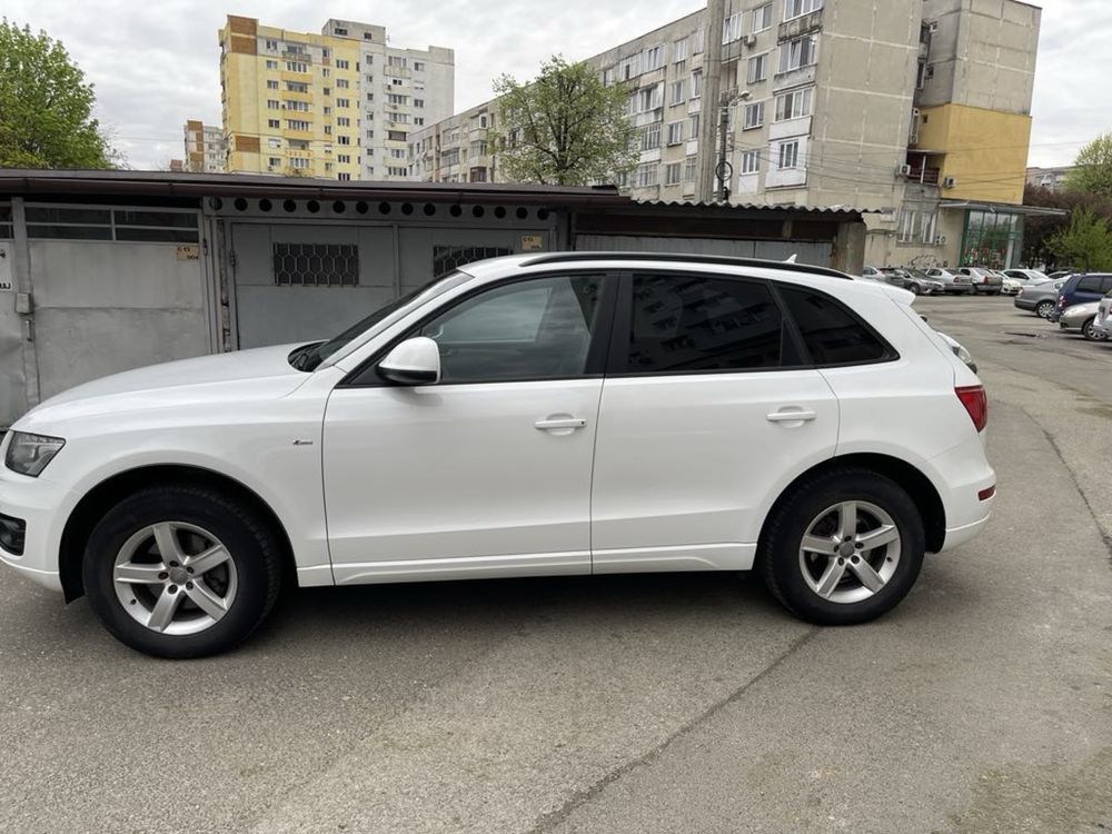 Vând Audi Q5 Quattro S-line interior exterior