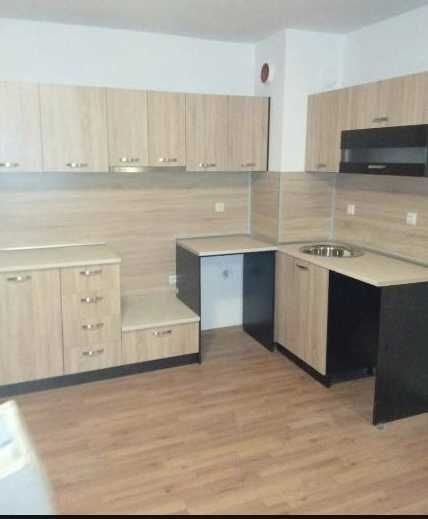 Дава се под наем Тристаен апартамент в Бургас, Изгрев - 120 кв.м за 500 € - Снимка #2