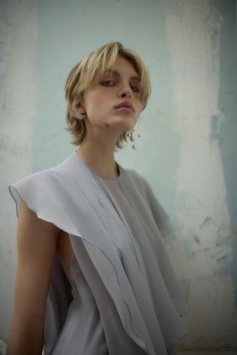 Rochie cu capa Zara limited edition