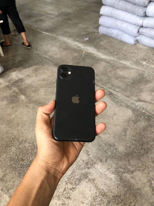 Iphone 11 sotiladi