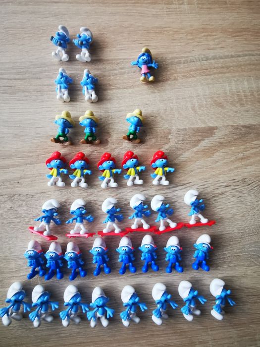 Vând sau schimb strumfii