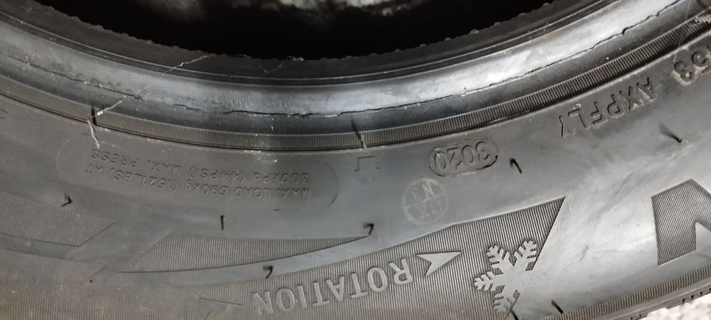 4бр Зимно гуми 215 60 16