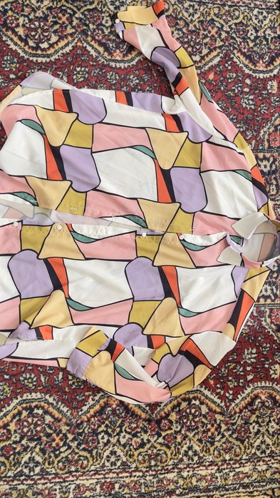 Б/у и новые вещи разбираю гардироб м л