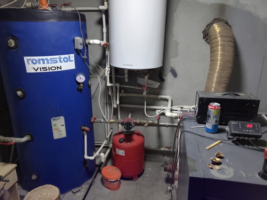 Sistem încălzire. Centrală 50KW + Puffer. Pompe Grundfos + Boiler 100L