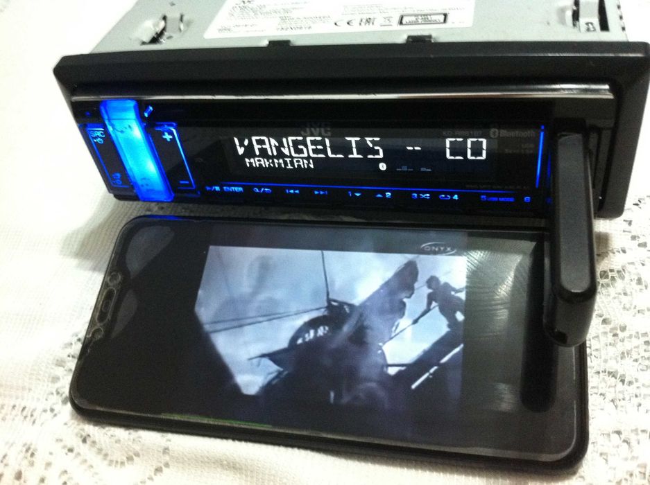 Radio CD MP3 player JVC KDR871BT cu Bluetooth, AUX, USB (statie