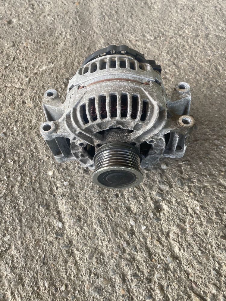 Alternator Vw Audi Skoda Seat 140A cod 06B903016AB
