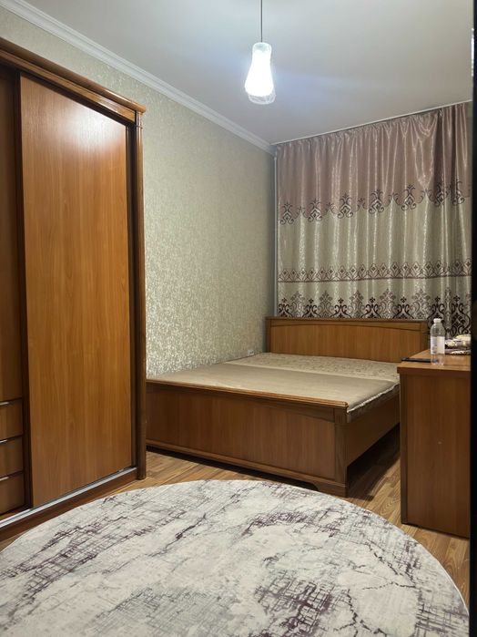 Сдается 3 х комн на метро Айбек Мирабад