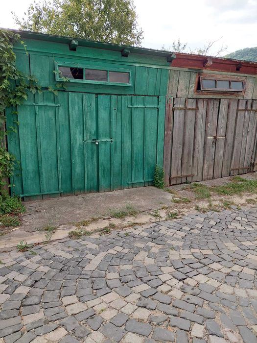 Proprietar, vand casa in Anina