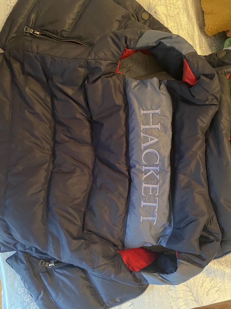 Продается жилетка Hackett  для мальчка 9-12лет