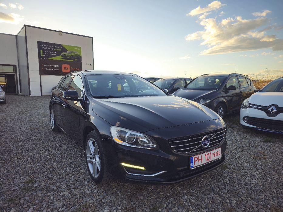 Volvo V60 Plug in Hybrid Trapa Navi 4x4