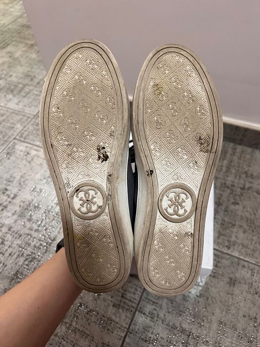 Естествена кожа GUESS