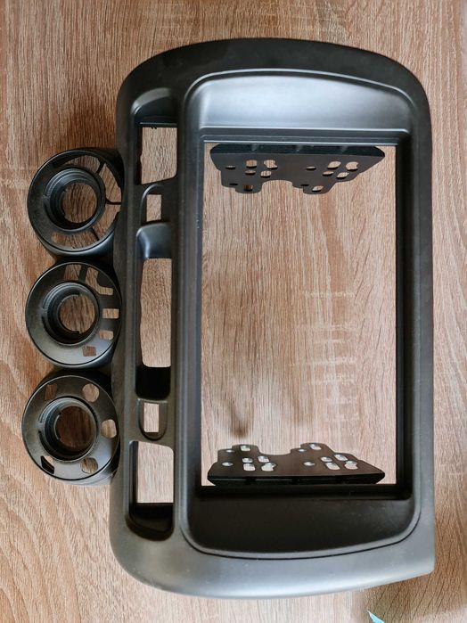 Продам рамку магнитафона или дисплея Honda jazz/fit от левого руля