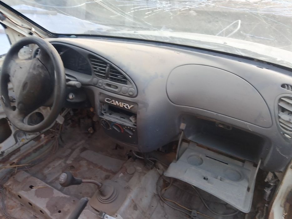 Ford zapchast xamda kuzufi sotiladi