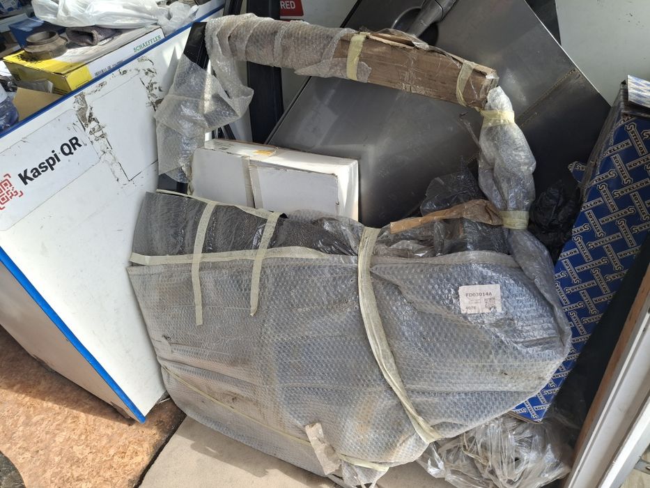 Дверь задная левая