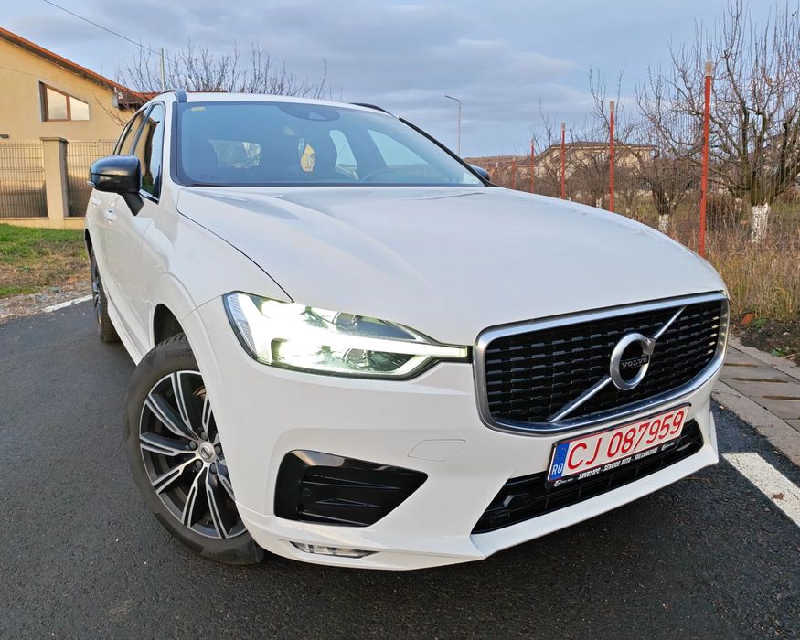 Volvo XC 60 VOLVO XC60 B4 AWD R-Desgn- 197 CP Mild Hibrid 4x4 Model 2020