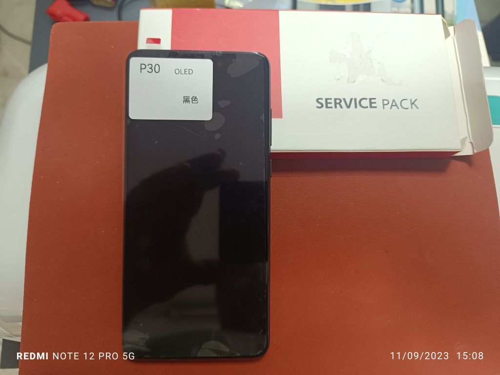 Дисплей Huawei P30. Оригинален. . Service Pack.Подарък лепило.