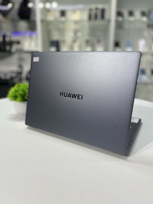 Huawei  core i5-12