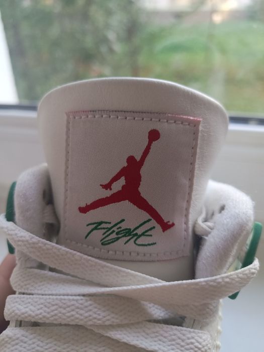 Jordan 4 retro Sb pine green