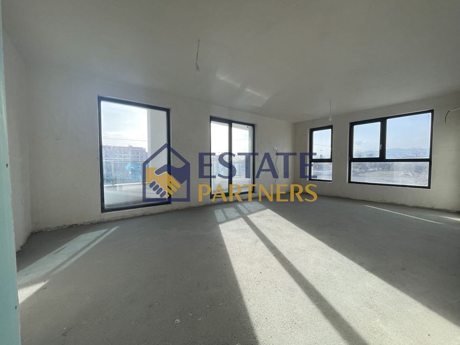 Продава се Тристаен апартамент в Пловдив, Марица Север - 130 кв.м за 1154 €/кв.м - Снимка #2