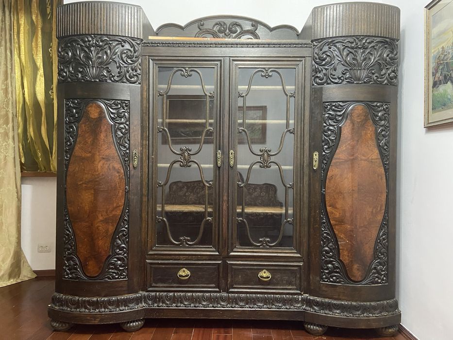 Антикварный роскошный резной буфет библиотека,дерево,19 век