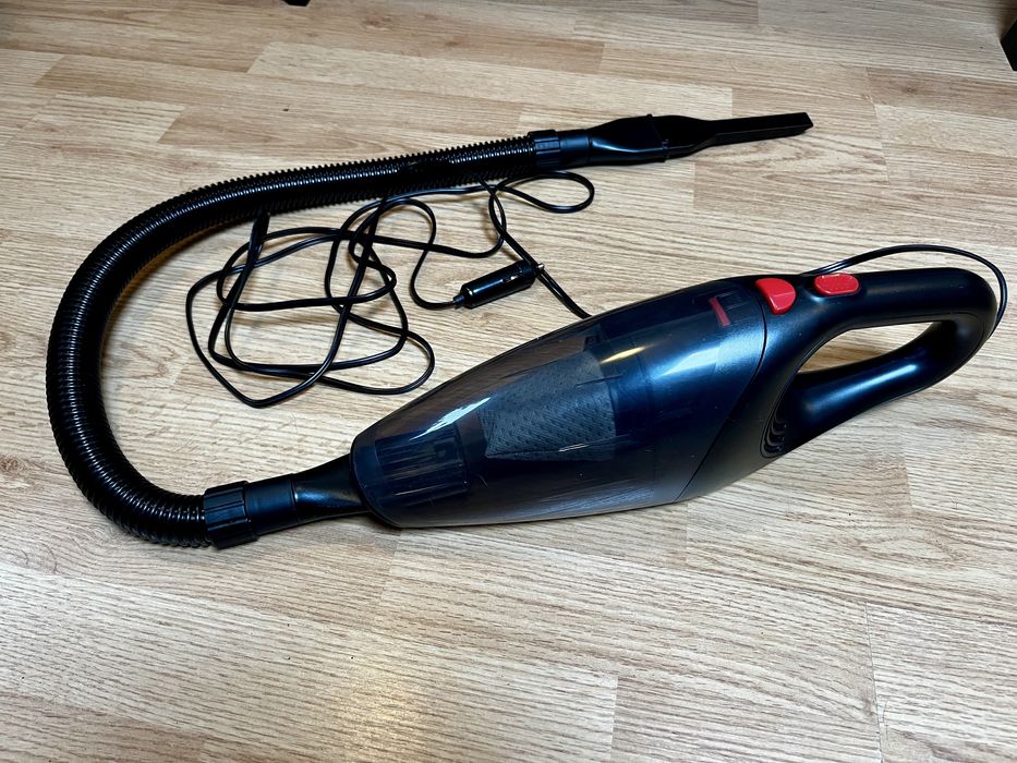 Aspirator auto – folosit o singură dată
