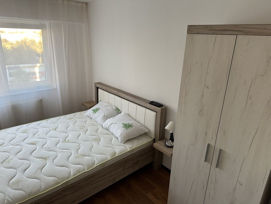 Inchiriez apartament 3 camere Tomis Nord