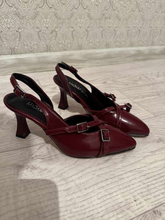 Продам туфли бордовый