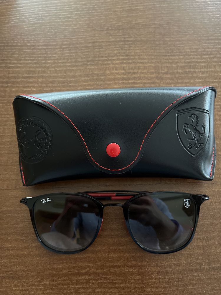 Ochelari RayBan Ferrari