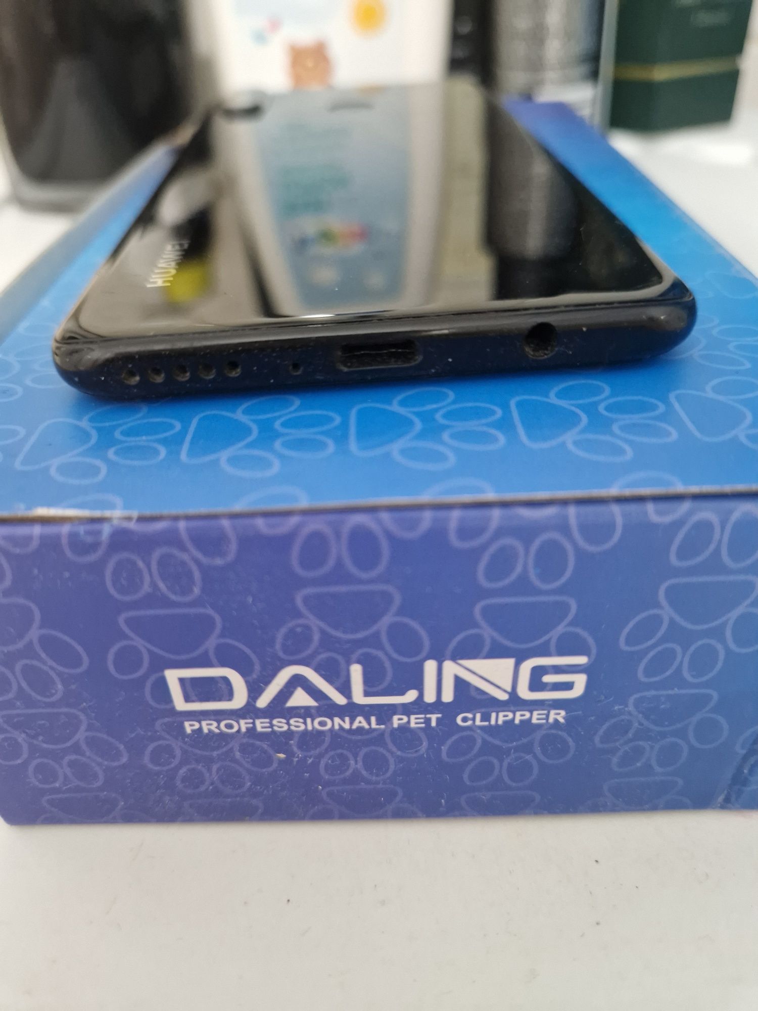 Huawei P30 Lite 128GB - Funcționează perfect, doar folia spartă!