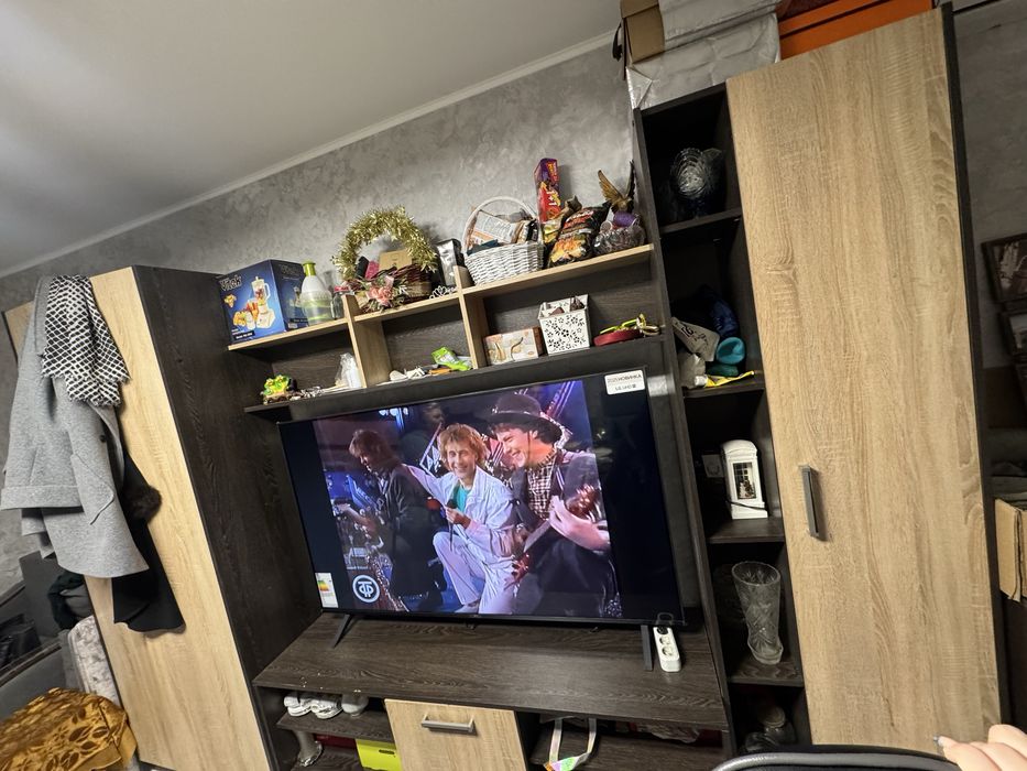 Стенка для зала с шкафом