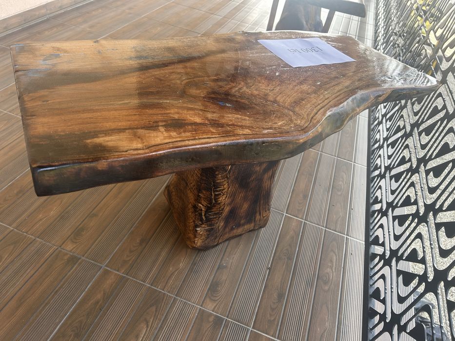 Masuta de cafea din lemn masiv