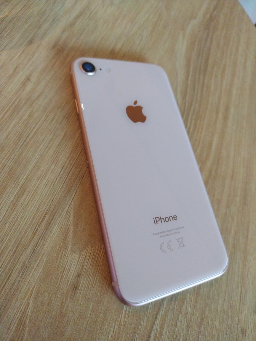 iPhone 8 roze gold,Samsung S10 alb