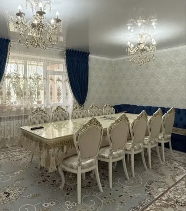 Продам стол стулья